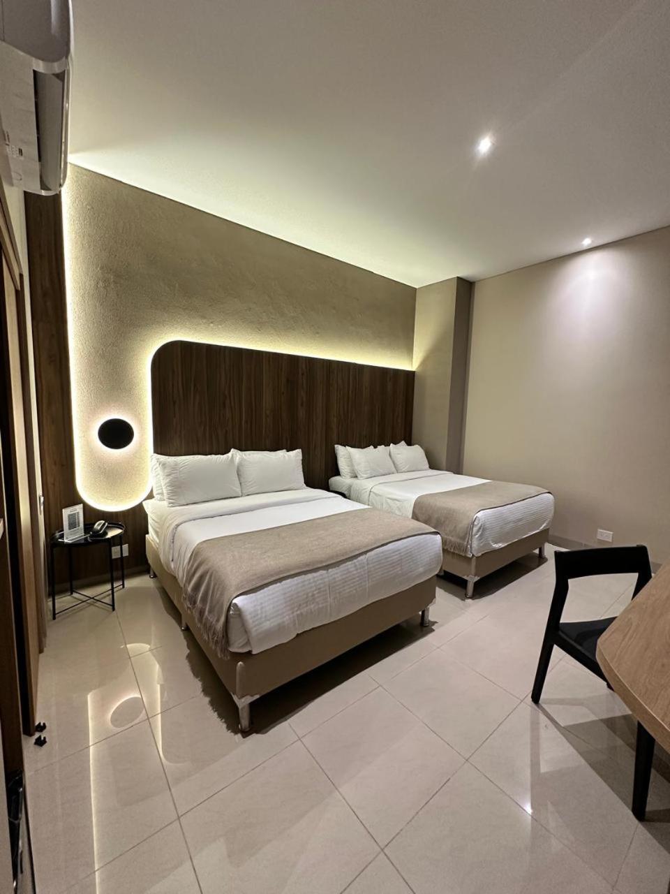 Hotel Lincoln Medellín Kültér fotó