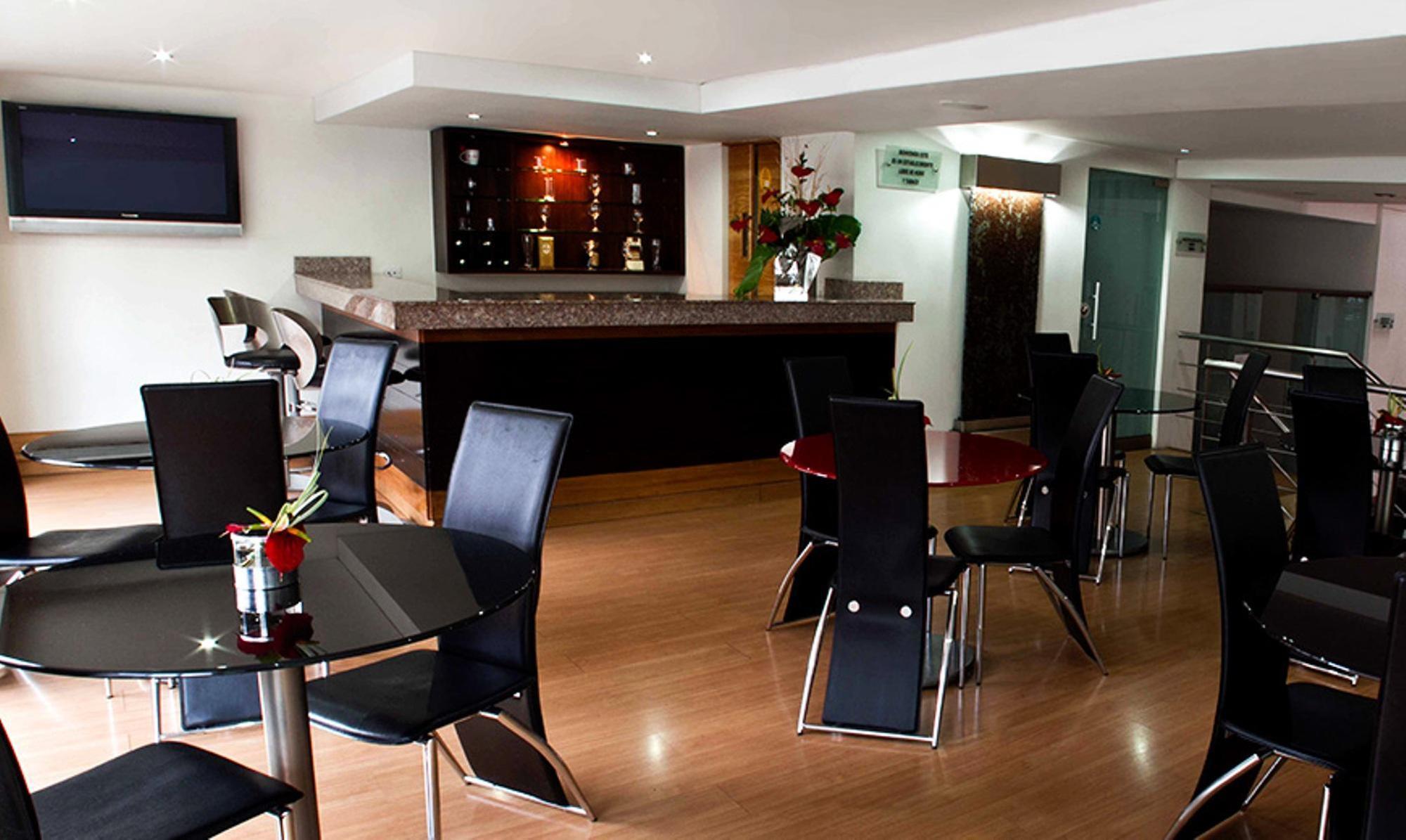 Hotel Lincoln Medellín Kültér fotó