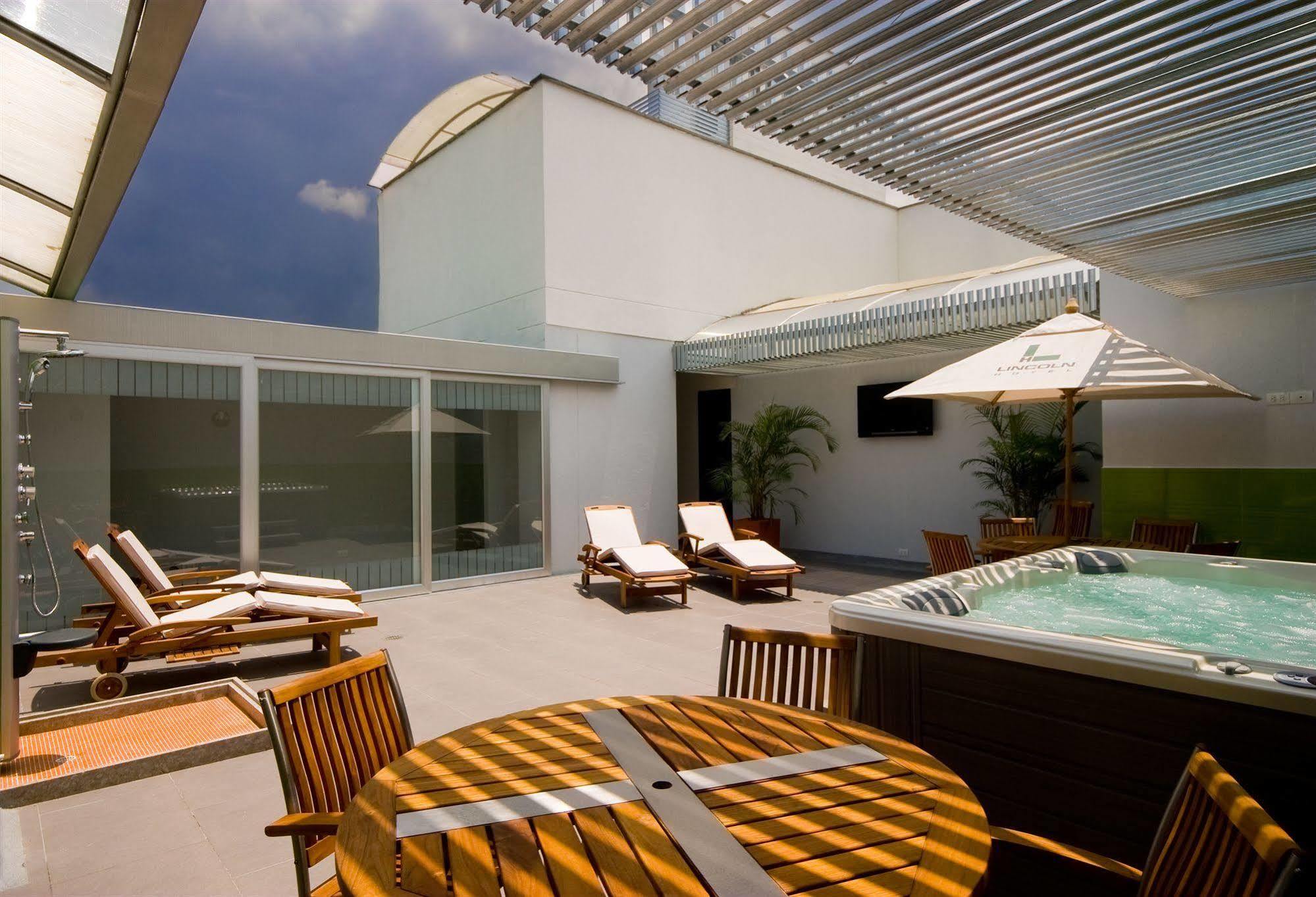 Hotel Lincoln Medellín Kültér fotó